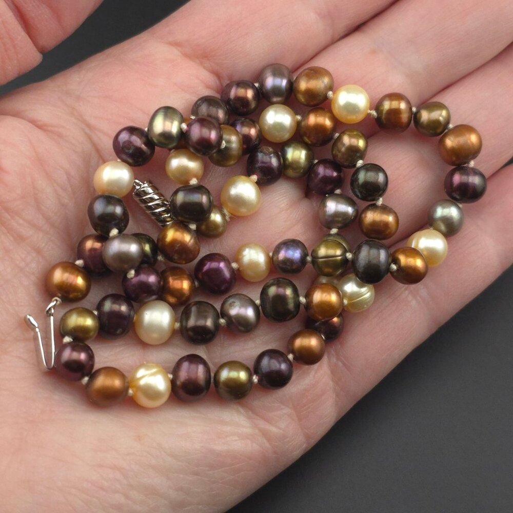 Multicolor Freshwater Pearl Necklace With Twist Clasp 18 Inches - Picture 8 of 8